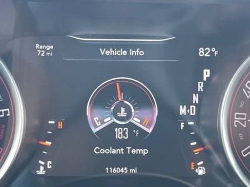 Used 2017 Dodge Challenger SXT RWD image 18