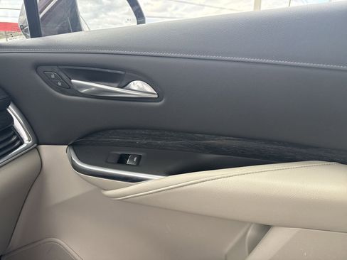 Certified 2021 Cadillac XT4 Premium Luxury image 24