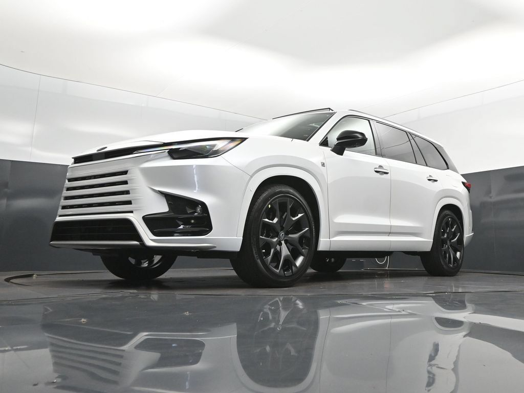 New 2026 Lexus TX 500h AWD w/ Technology Package image 39