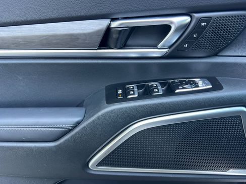 Used 2025 Kia Telluride SX Prestige X-Line image 13