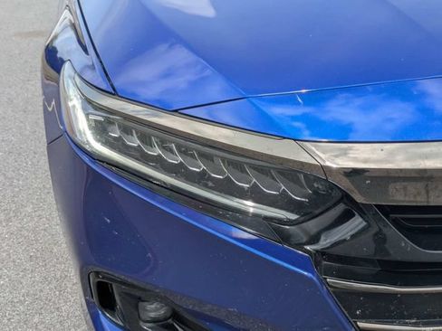 Used 2022 Honda Accord Sport image 10