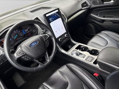 Used 2022 Ford Edge Titanium AWD/4WD image 14