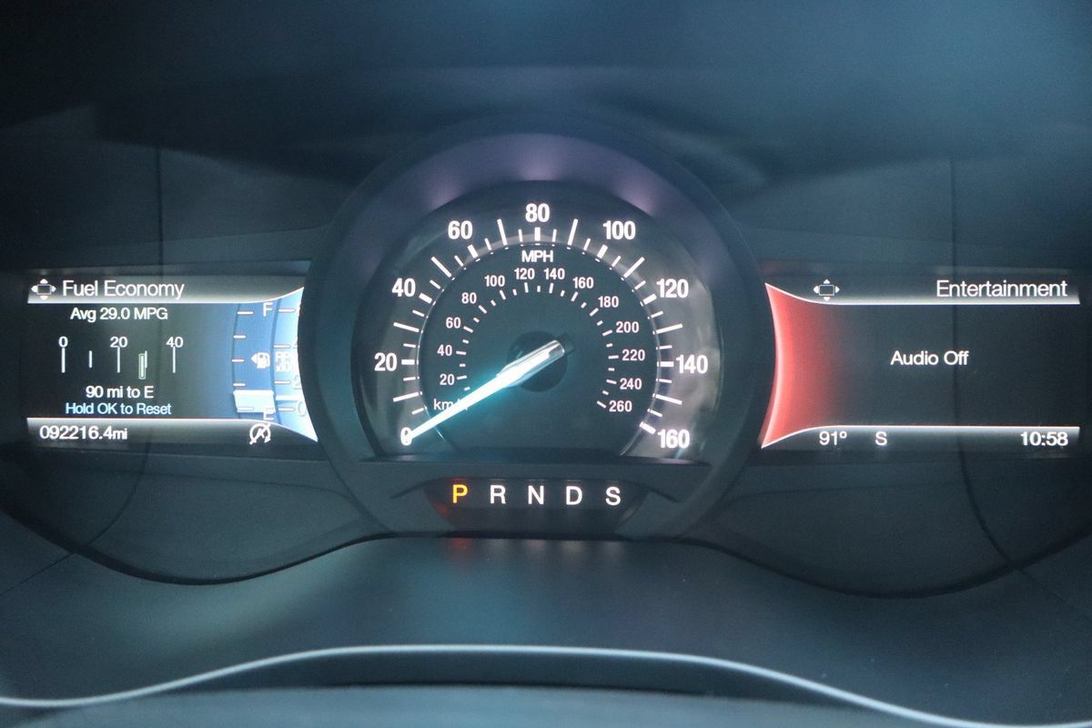 Used 2018 Ford Fusion SE w/ Equipment Group 201A FWD image 33