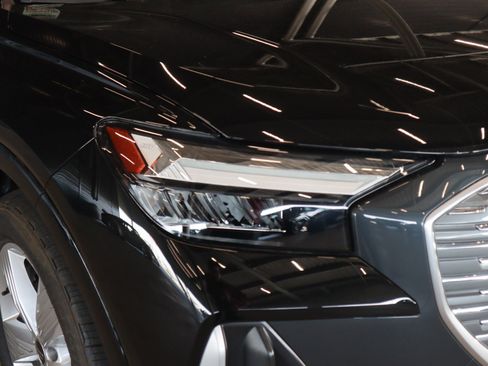 Certified 2024 Audi Q4 e-tron Premium Plus w/ Premium Plus image 25