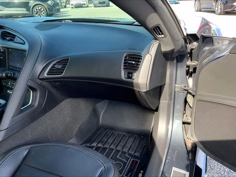 Used 2018 Chevrolet Corvette Grand Sport image 17