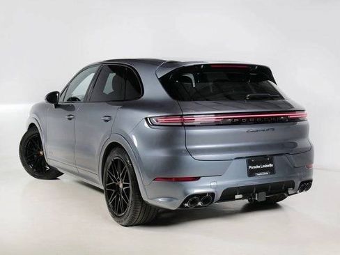 New 2026 Porsche Cayenne GTS AWD/4WD image 3