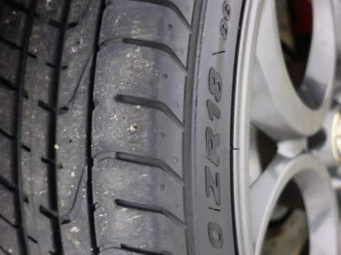 Used 2015 Alfa Romeo 4C Coupe w/ Leather Interior Group image 11