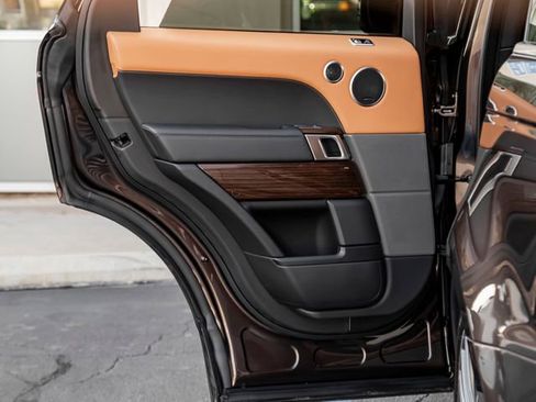 Used 2021 Land Rover Range Rover Sport Autobiography image 24