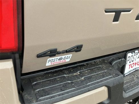 New 2026 Toyota Tacoma TRD Off-Road image 18