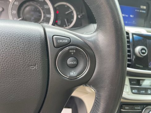 Used 2013 Honda Accord EX-L image 24