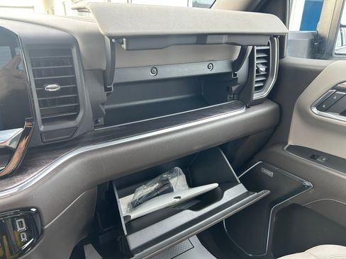 Used 2023 Chevrolet Silverado 1500 LTZ w/ LTZ Premium Package image 28