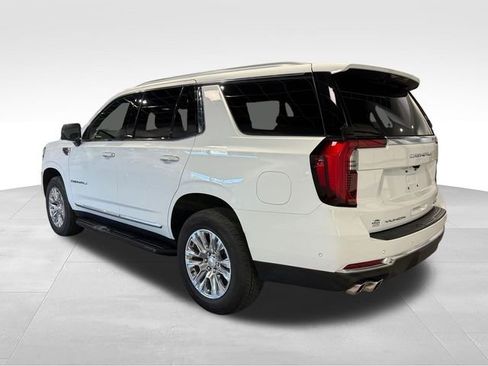 Used 2025 GMC Yukon Denali RWD image 5