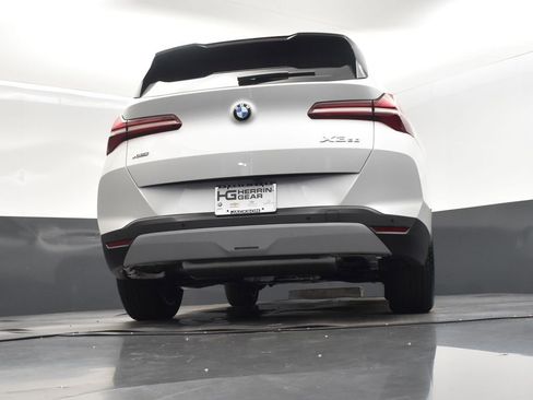 Certified 2025 BMW X3 xDrive30i w/ Premium Package image 41
