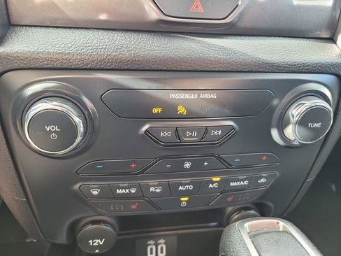 Used 2022 Ford Ranger Lariat w/ Equipment Group 501A High image 24