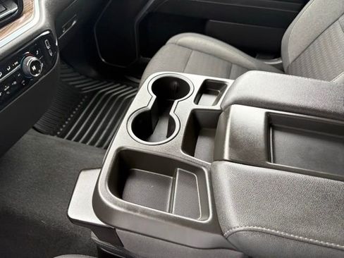 Used 2022 Chevrolet Silverado 1500 LT image 22