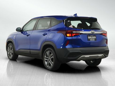 Used 2021 Kia Seltos LX AWD/4WD image 3