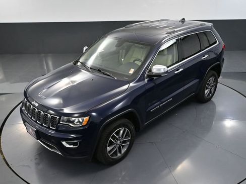 Used 2018 Jeep Grand Cherokee Limited image 55