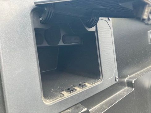 Certified 2024 Toyota Tacoma TRD Off-Road image 8