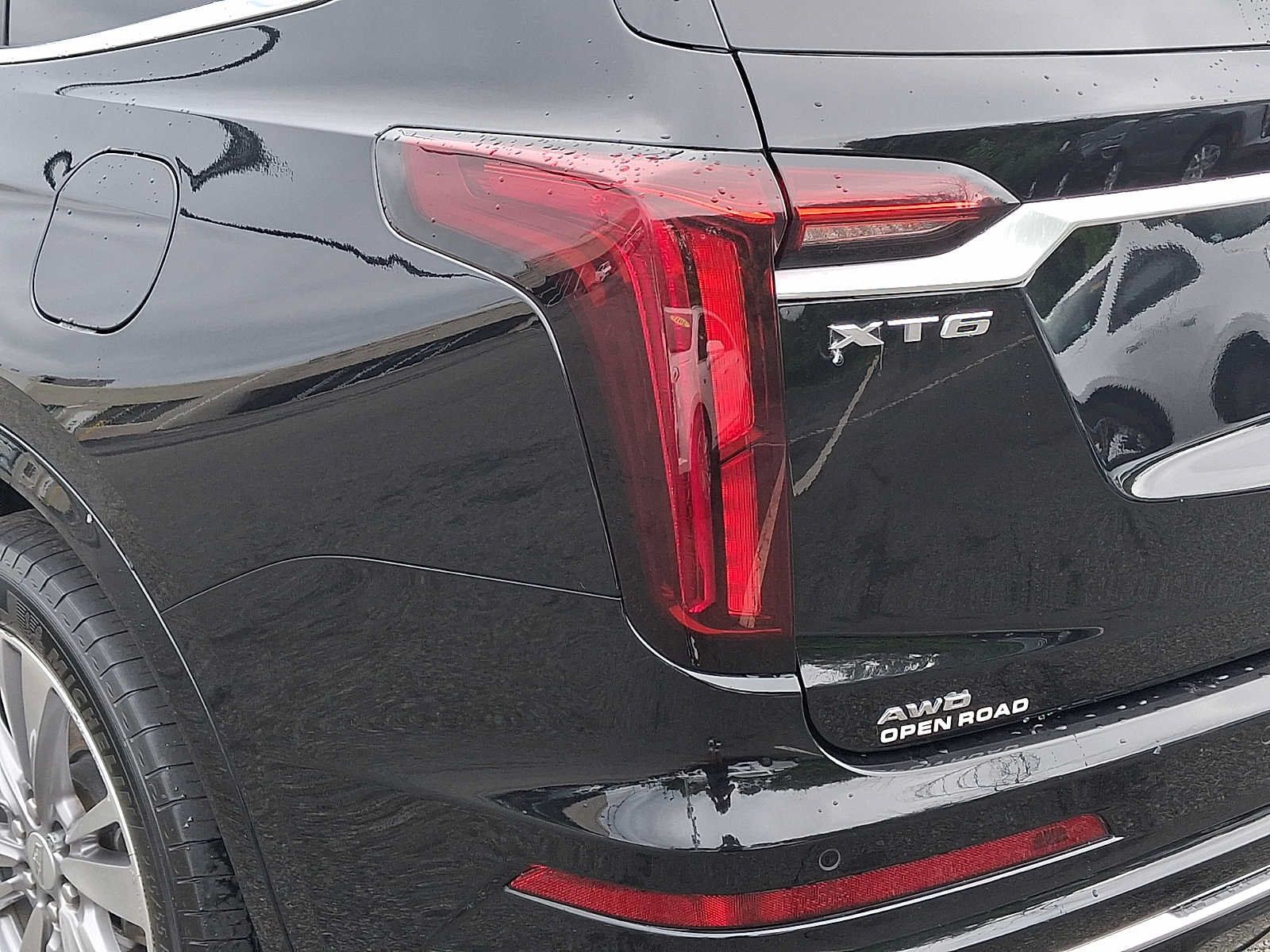 Certified 2024 Cadillac XT6 Premium Luxury AWD/4WD image 12