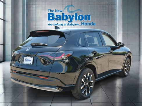 Used 2026 Honda HR-V EX-L image 4