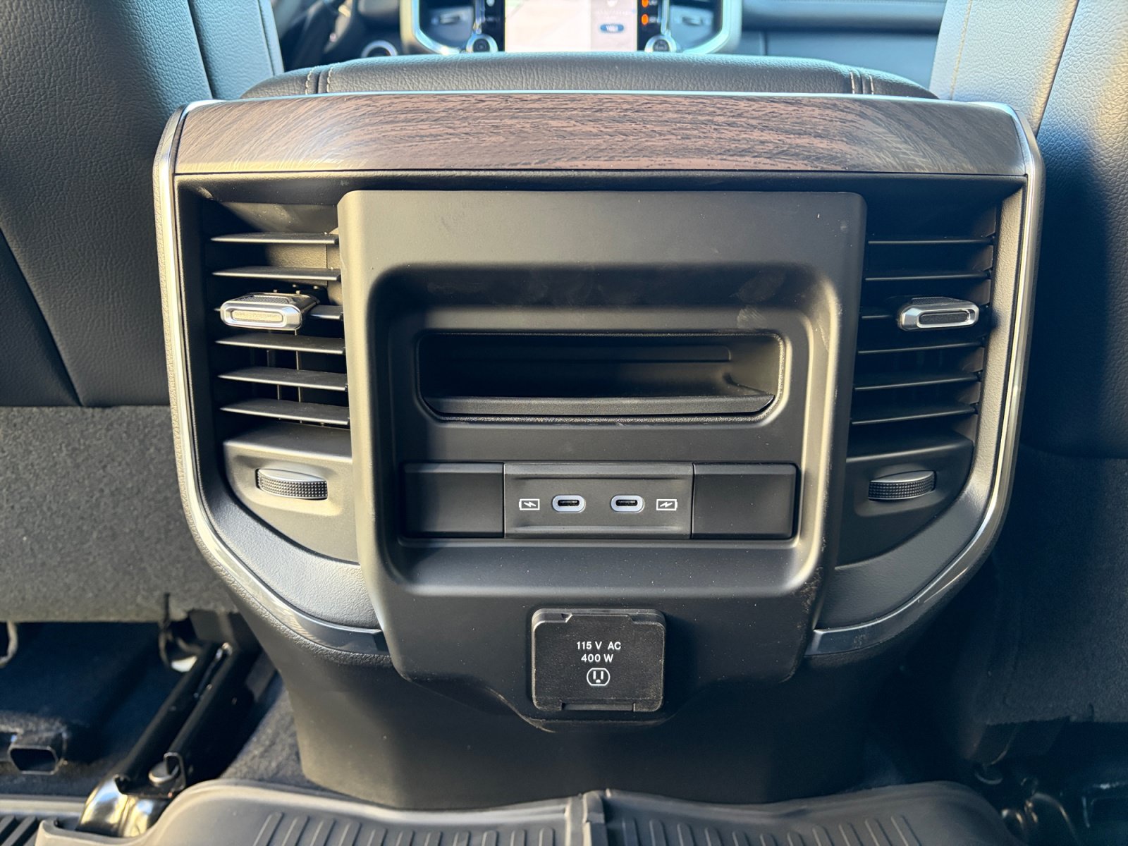 New 2027 RAM 2500 Laramie w/ Night Edition AWD/4WD image 22
