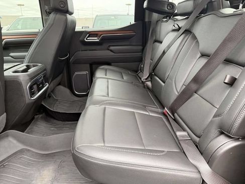 Used 2023 GMC Sierra 1500 Denali w/ Denali Reserve Package AWD/4WD image 10