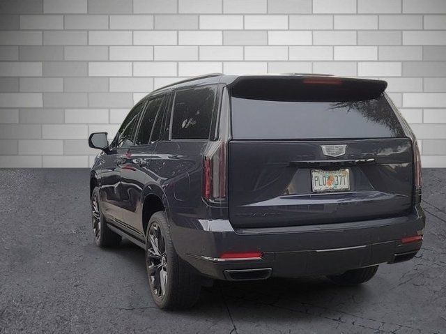 Certified 2026 Cadillac Escalade Platinum Sport w/ LPO, ONYX Package AWD/4WD image 3