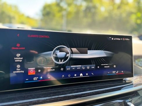 New 2026 BMW X5 xDrive50e w/ M Sport Package image 37