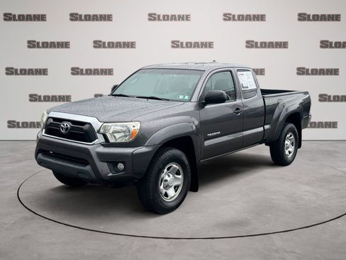 Used 2014 Toyota Tacoma 4x4 Access Cab V6 w/ SR5 Package image 1