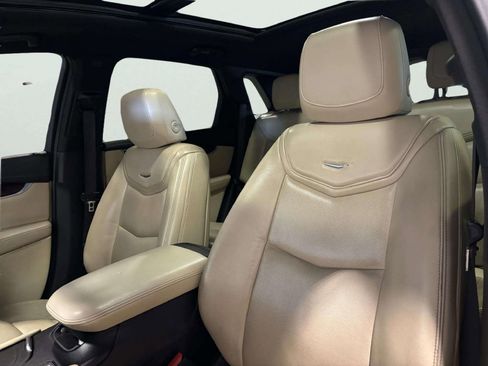 Used 2017 Cadillac XT5 Premium Luxury w/ LPO, Wheel Lock Package image 13