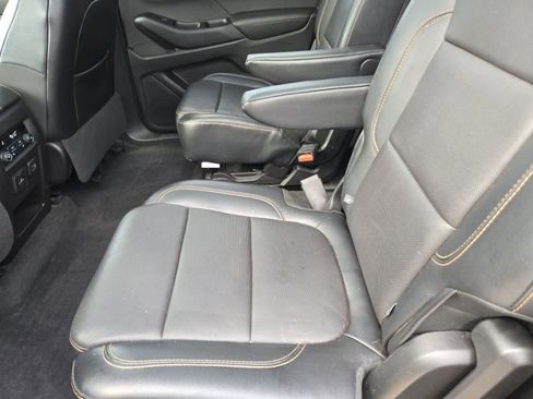 Used 2018 Chevrolet Traverse Premier w/ Driver Confidence II Package FWD image 19