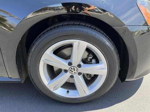 Used 2014 Volkswagen Passat 1.8T SE FWD image 27