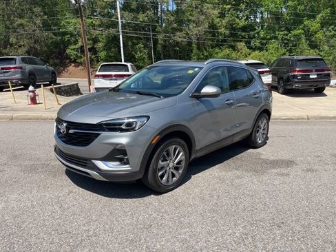Used 2023 Buick Encore GX Essence w/ Experience Buick Package FWD image 38