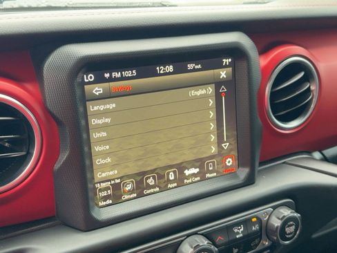 Used 2020 Jeep Gladiator Rubicon image 24