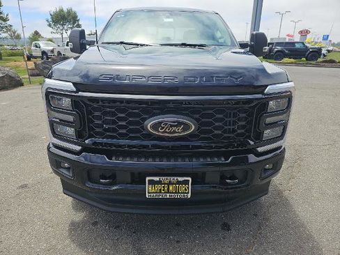 New 2025 Ford F350 XLT w/ Black Appearance Package image 9