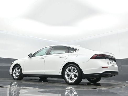 Certified 2024 Honda Accord LX image 17