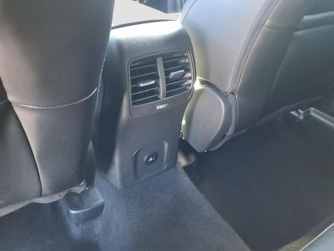 Used 2025 Ford Escape ST-Line AWD/4WD image 10