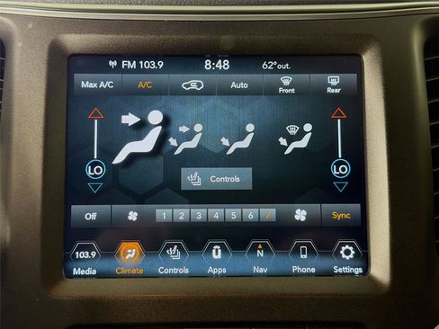 Used 2021 Jeep Cherokee Trailhawk w/ Sun, Sound & Nav Group image 17