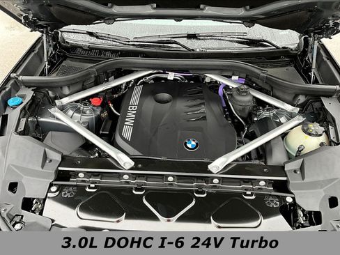 Used 2025 BMW X5 xDrive40i w/ Parking Assistance Package AWD/4WD image 30