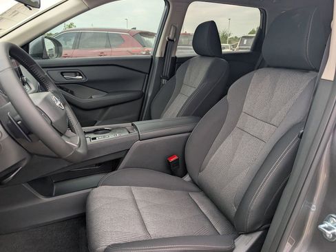 New 2026 Nissan Rogue SV FWD image 19