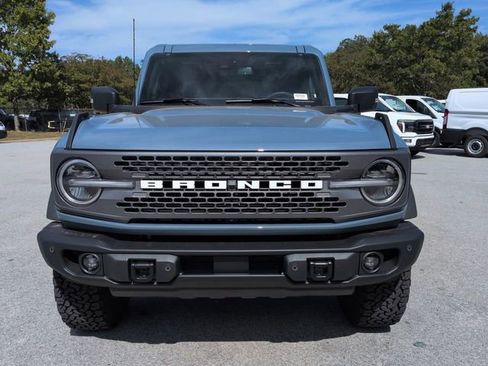 New 2025 Ford Bronco Badlands image 9