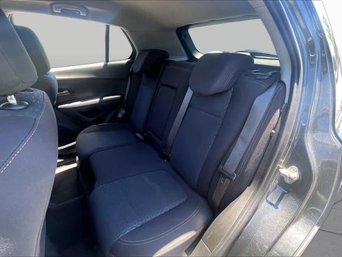 Used 2020 Chevrolet Trax LS w/ Tint and Cruise Package FWD image 19