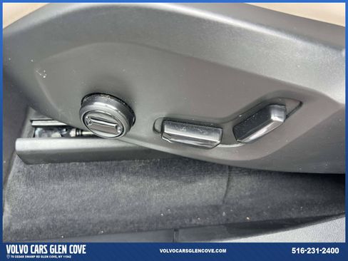 Used 2025 Volvo XC90 T8 Plus AWD/4WD image 19