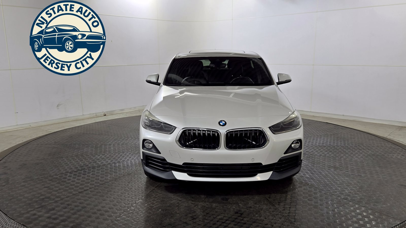 Used 2019 BMW X2 xDrive28i w/ Convenience Package AWD/4WD image 2