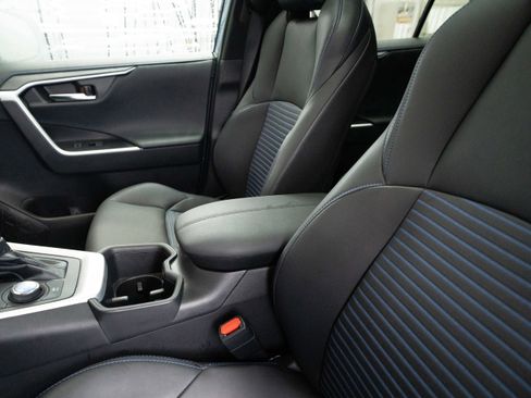 Certified 2022 Toyota RAV4 XSE image 10