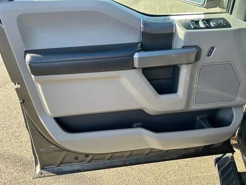 Used 2017 Ford F150 XLT w/ Equipment Group 302A Luxury image 13