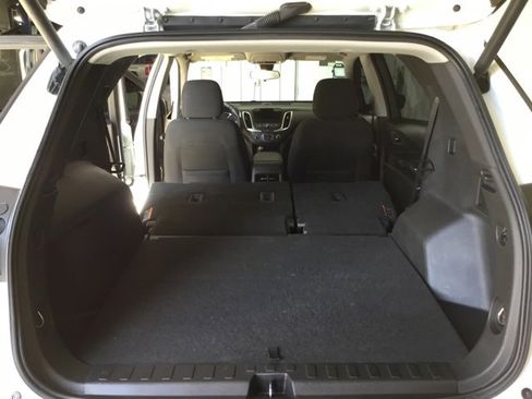 Used 2021 Chevrolet Equinox LT image 42