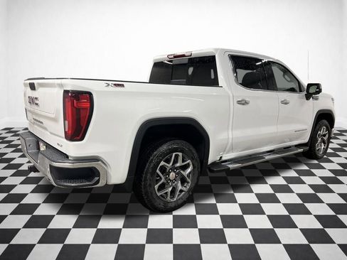 New 2026 GMC Sierra 1500 SLT w/ SLT Premium Plus Package AWD/4WD image 8