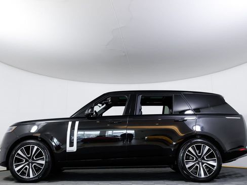 Used 2025 Land Rover Range Rover Long Wheelbase Autobiography AWD/4WD image 4