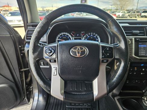 Used 2015 Toyota 4Runner Limited image 13